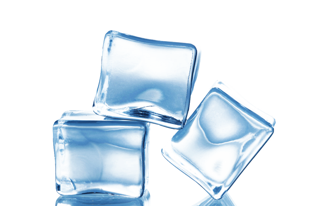 Ice png. Ice Cube кубик льда. Прозрачные кубики льда. Кубики льда на белом фоне. Лёд.