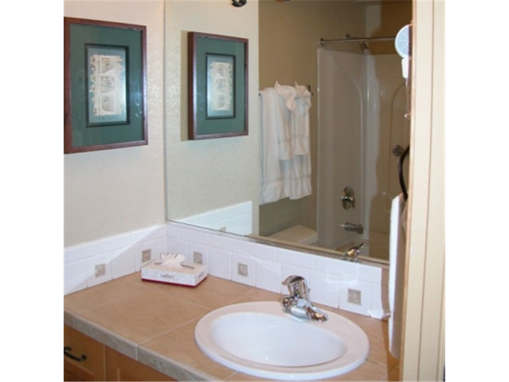 bathroom sink and mirror png