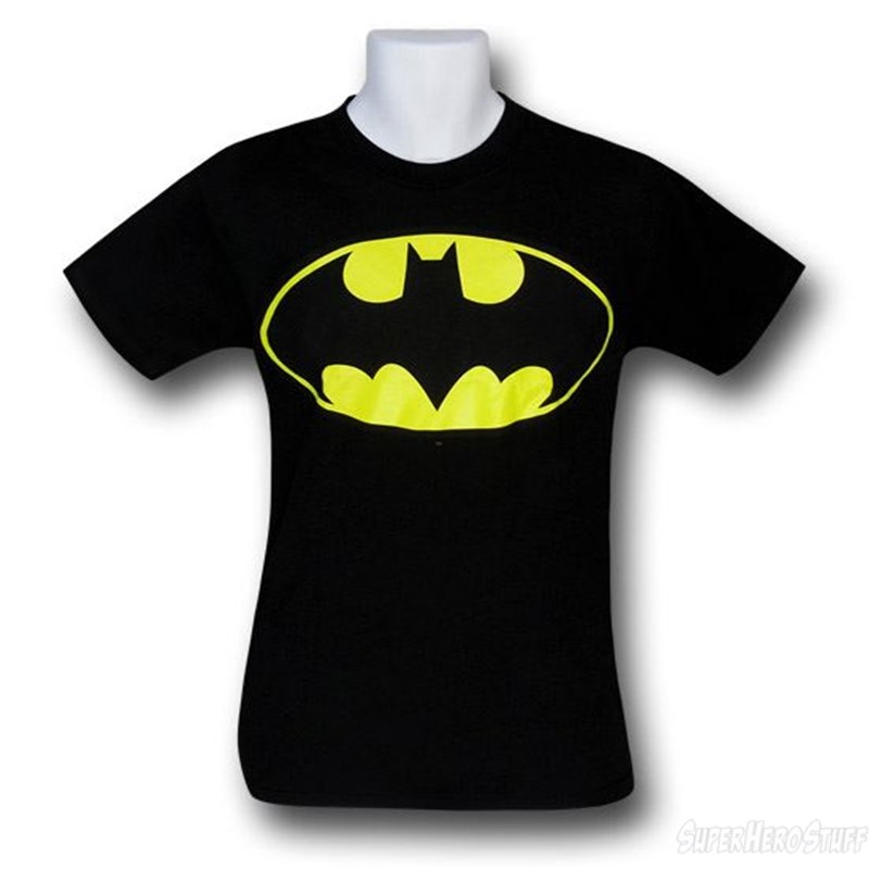 Free Superhero T-Shirt Cliparts, Download Free Superhero T-Shirt ...