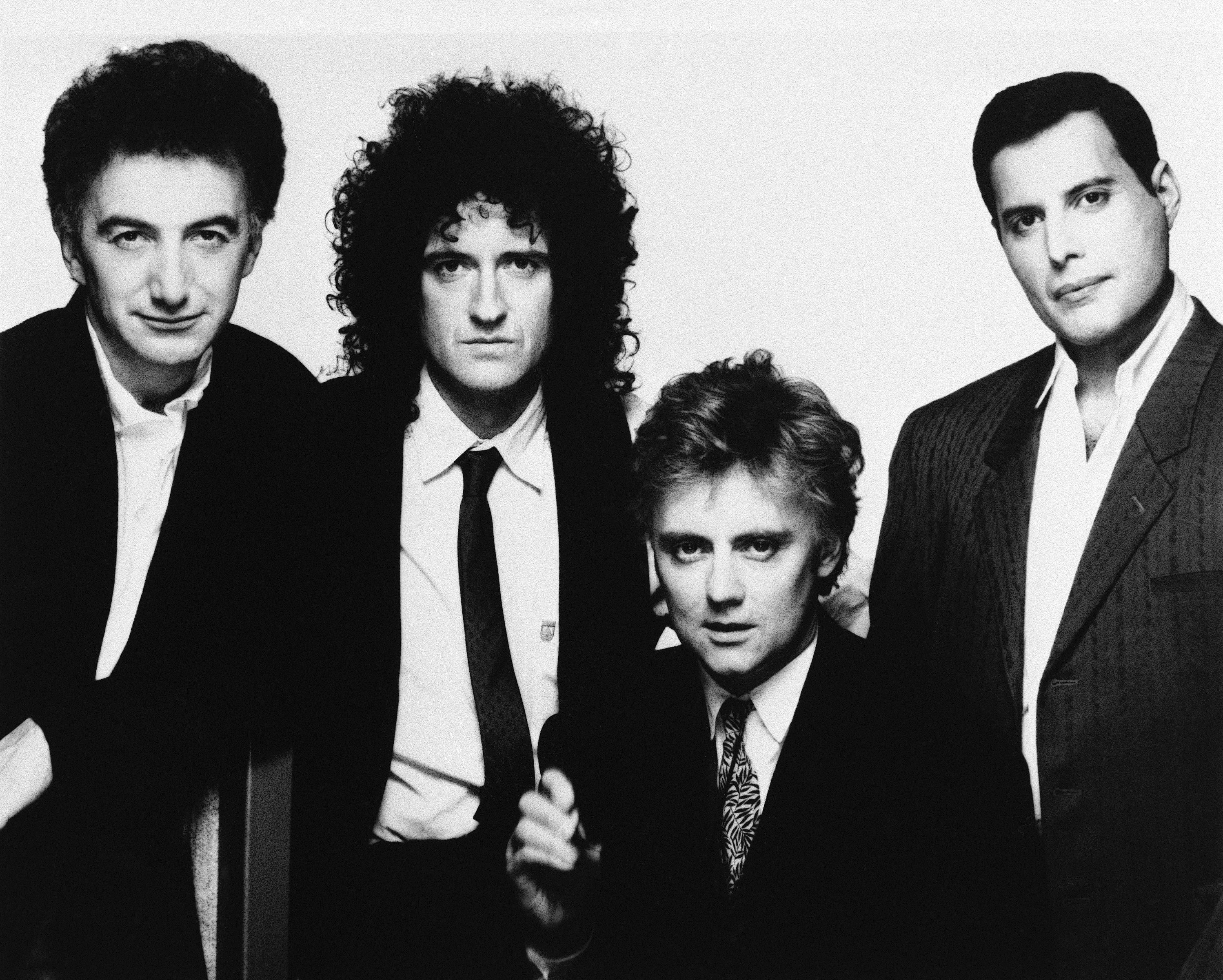 Слушать лучшие песни группы квин. Группа Квин. Группа Квин 1970. Музыканты группы Квин. Участники группы Queen.